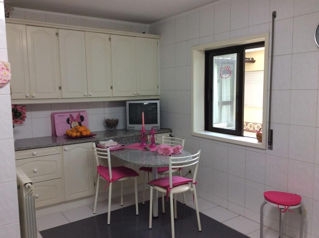 Rooms Near The Beach Espinho  Esterno foto