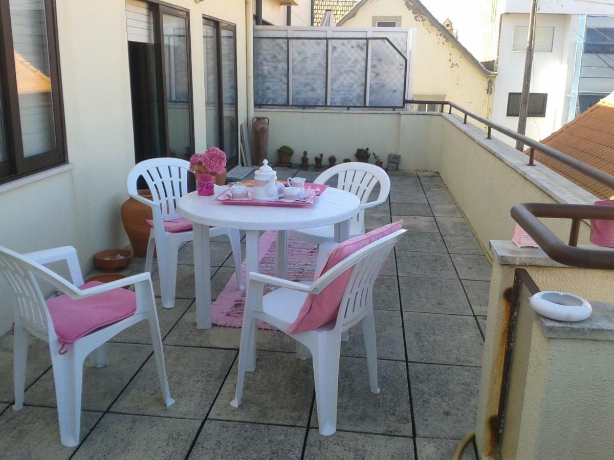 Rooms Near The Beach Espinho  Esterno foto